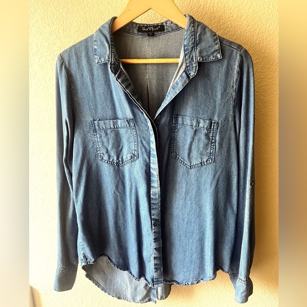 Velvet Heart | Chambray Long Sleeve Top - Medium